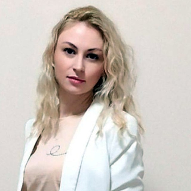 Елена Панкова